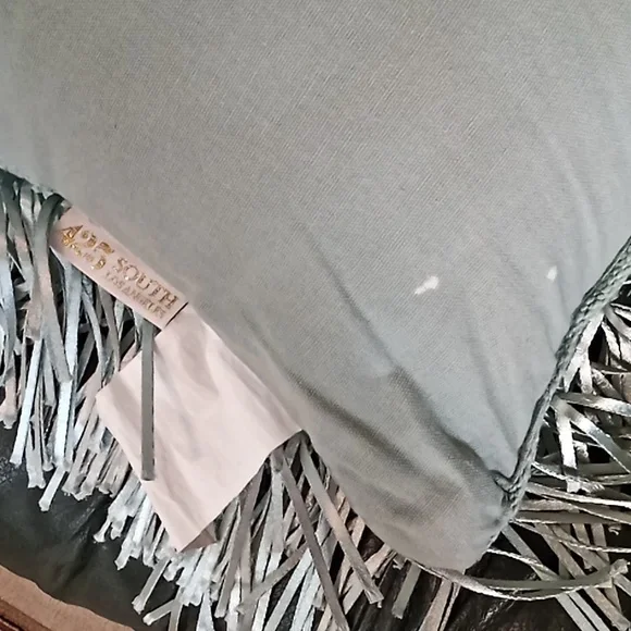 425 South Los Angeles Rectangular Fringe Pillows. Set Of 2. Teal. 28"x14". Great - Picture 13 of 13